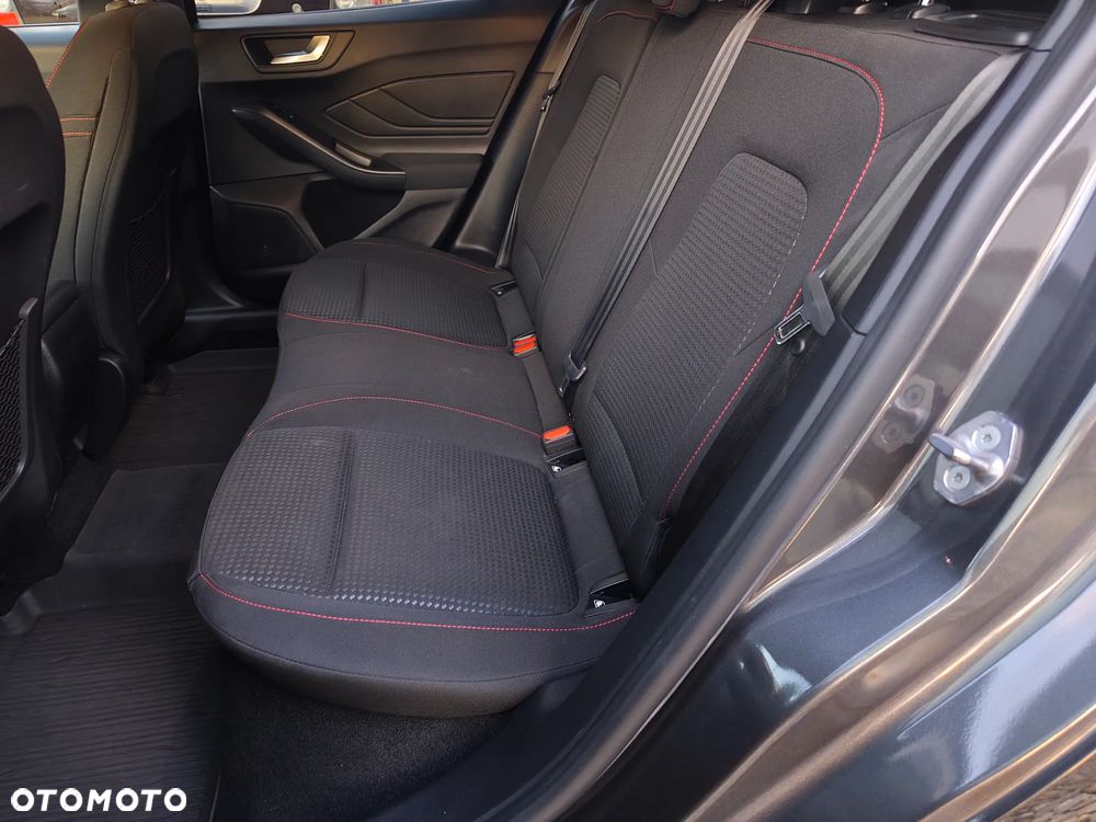 Ford Focus 1.0 EcoBoost ST-Line Style - 12