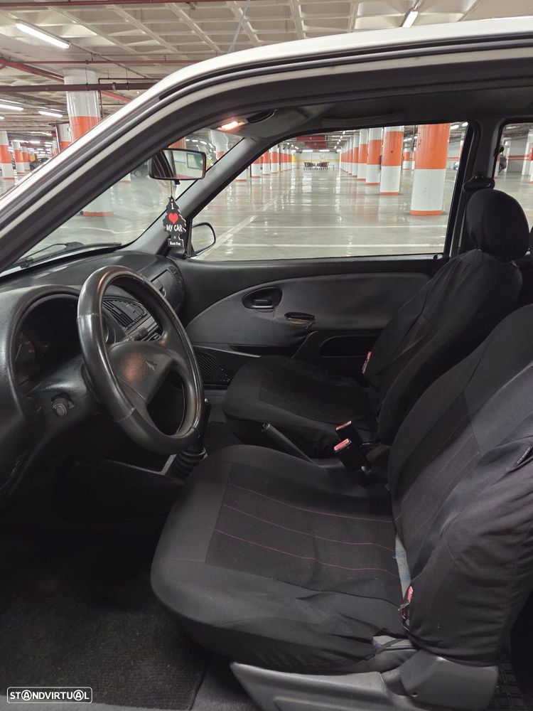 Citroën Saxo 1.1i Exclusive - 10