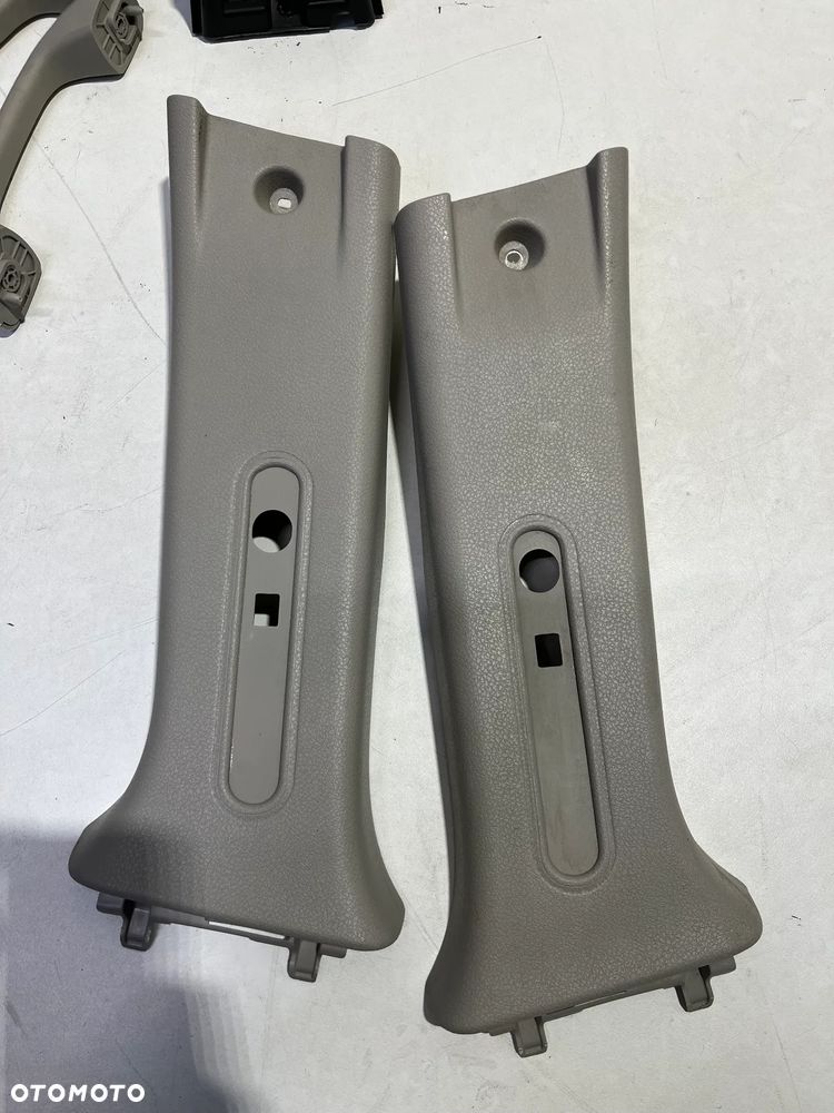 WYPOSAŻENIE WNĘTRZ PODSUFITKA DACIA LOGAN II 2015rok - 10