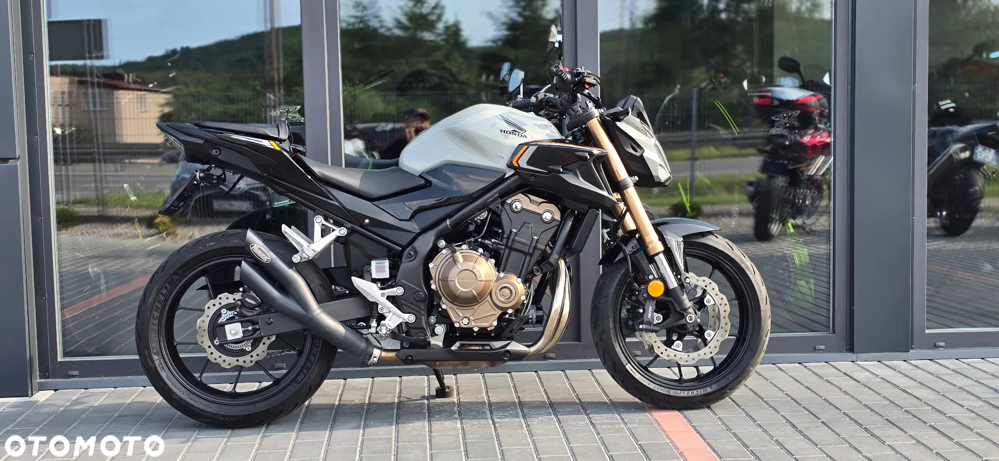 Honda CB - 2