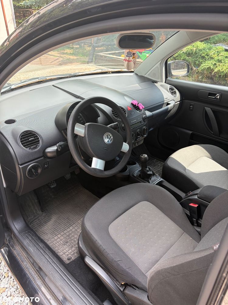 Volkswagen New Beetle 1.6 - 6