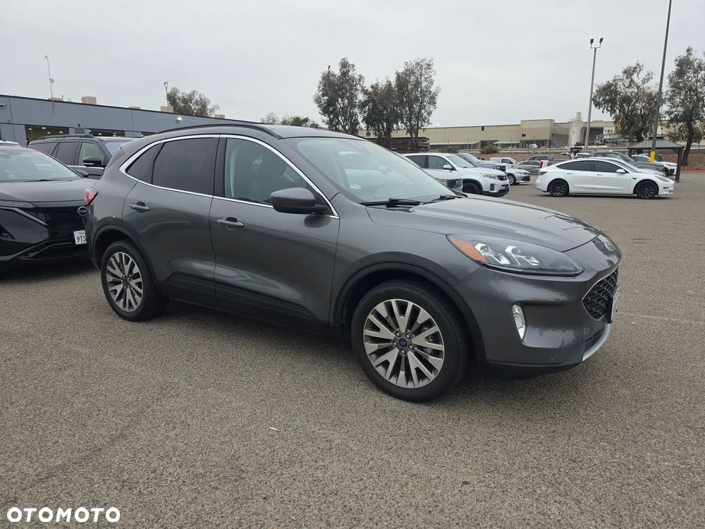 Ford Escape 2.0 EcoBoost AWD Titanium - 3