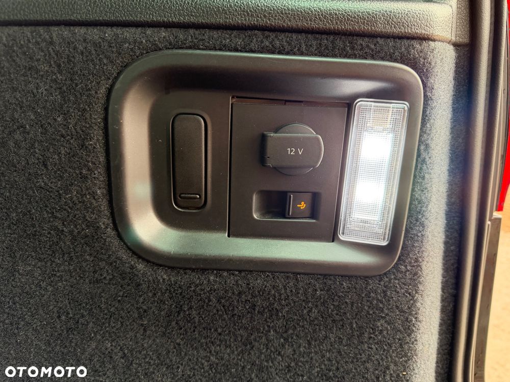 Volkswagen Sharan 2.0 TDI DSG (BlueMotion Technology) Highline - 27