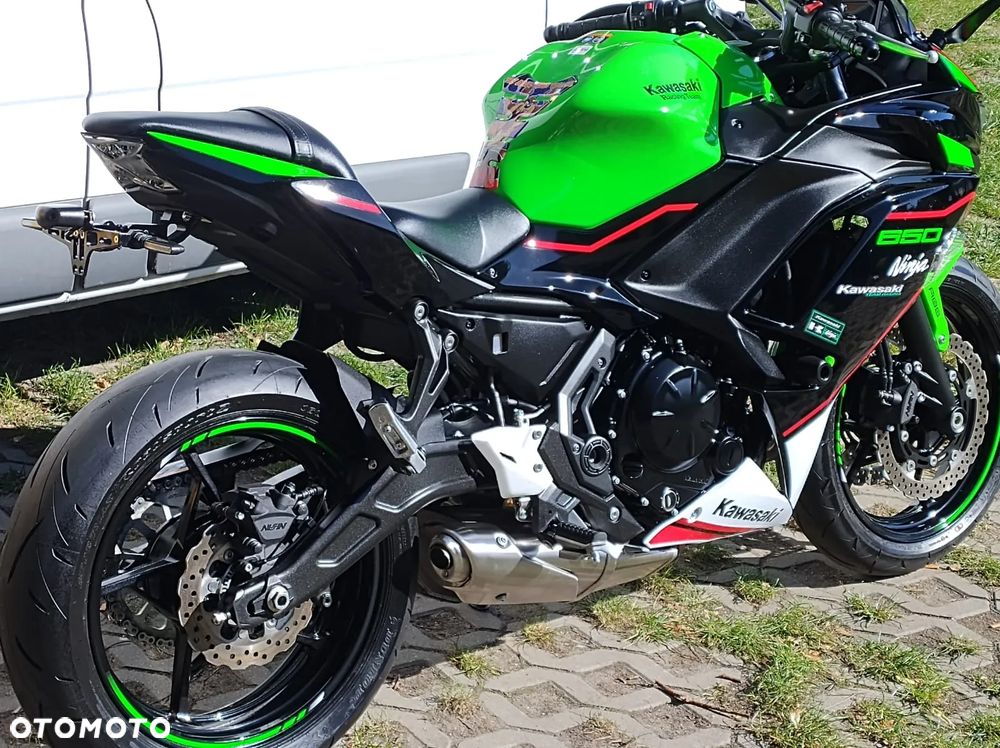 Kawasaki Ninja - 6