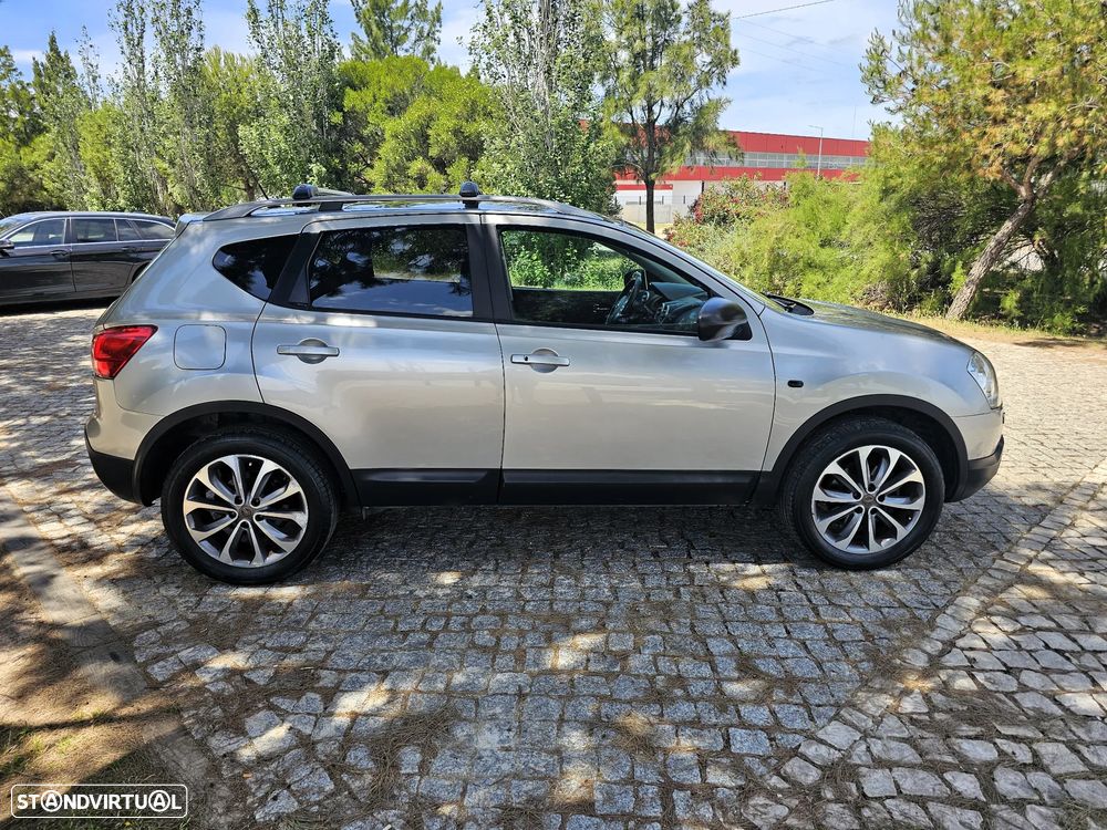Nissan Qashqai 1.6 Tekna Premium 18 - 4