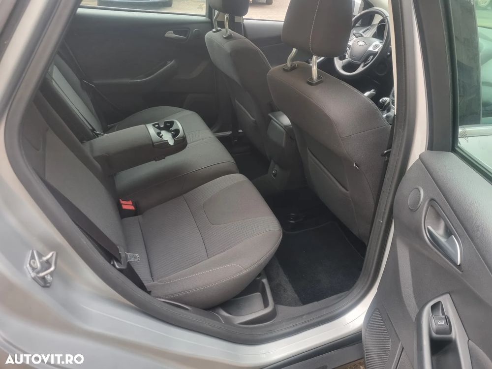 Ford Focus Turnier 1.6 EcoBoost Start-Stopp-System Champions Edition - 13