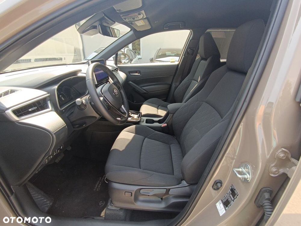 Toyota Corolla Cross - 9