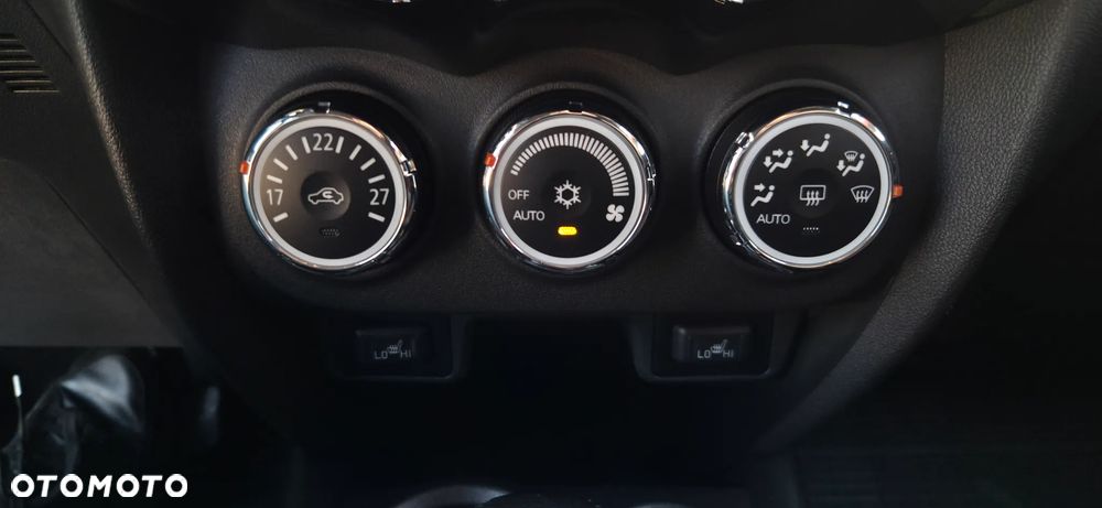 Mitsubishi ASX 2.2 DI-D 4WD Automatik Top - 30