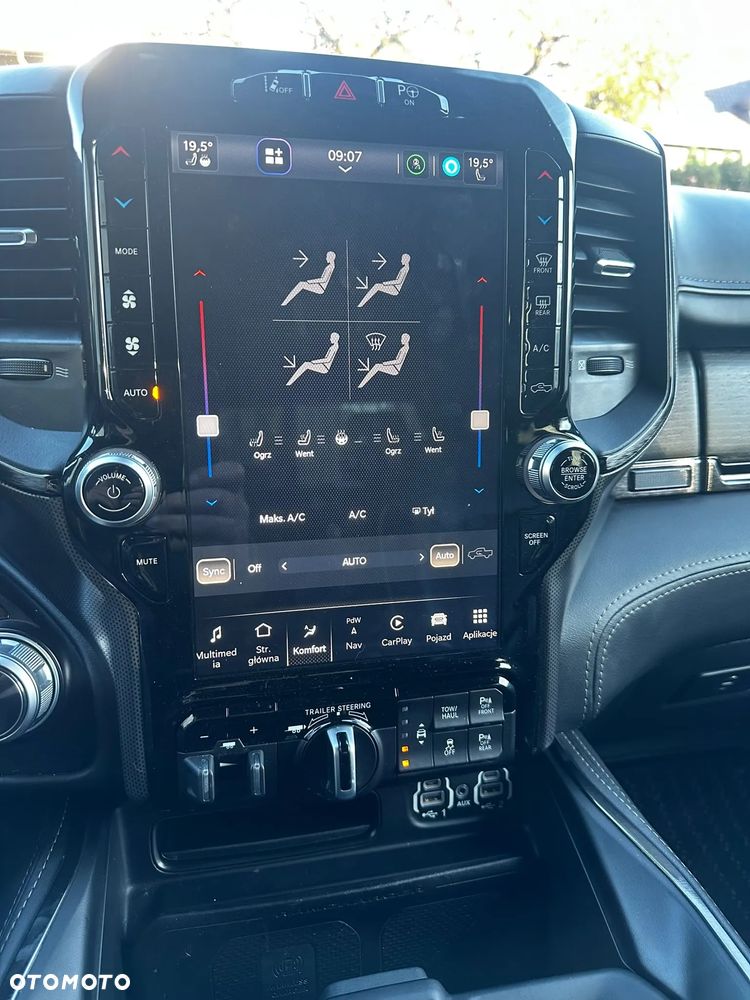 Dodge RAM 5.7 4x4 - 28