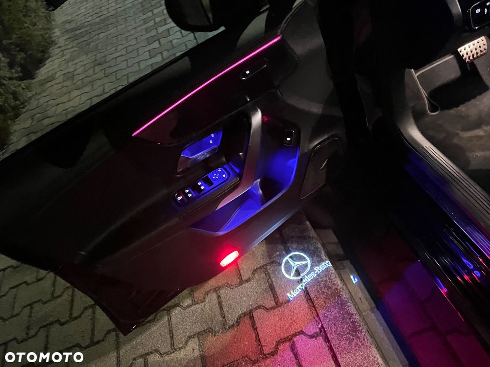 Mercedes-Benz CLA 220 7G-DCT AMG Line - 25