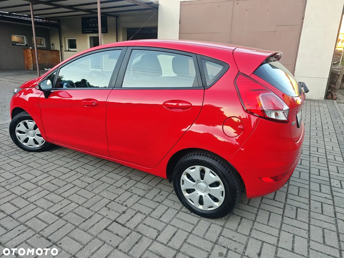 Ford Fiesta - 16