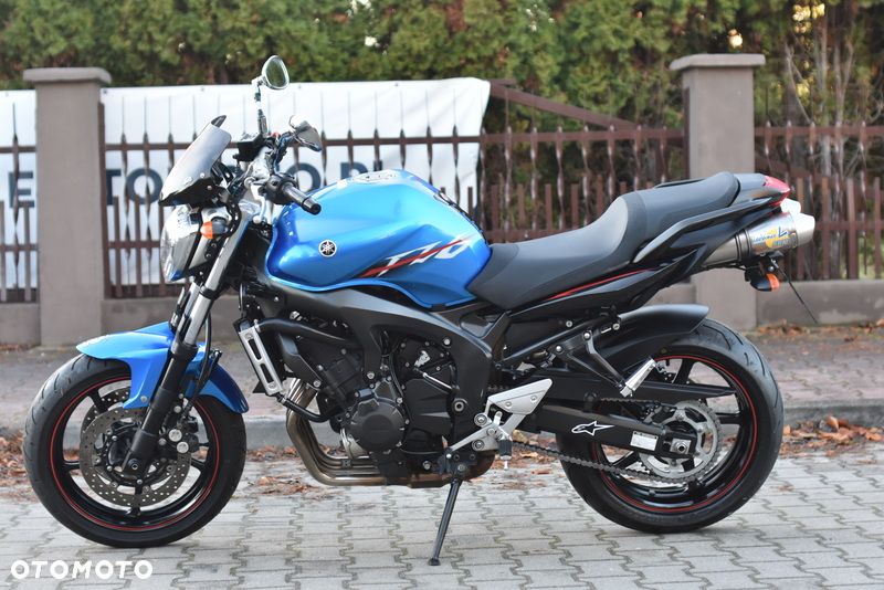 Yamaha FZ6 - 18
