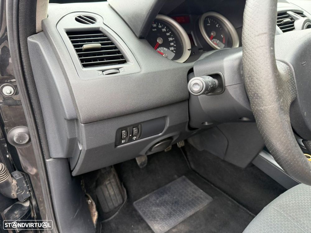 Renault Mégane Break 1.5 dCi C Authentique - 24