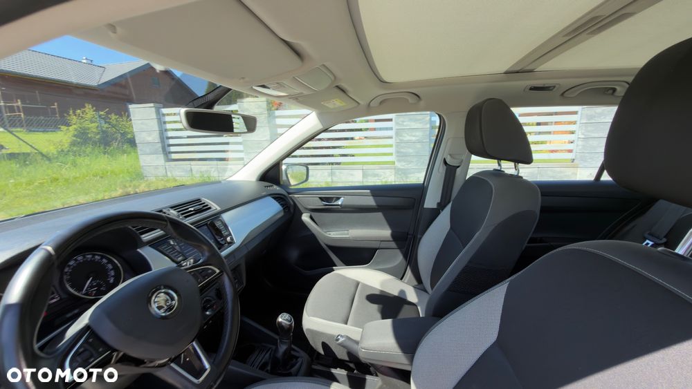 Skoda Fabia 1.0 TSI Ambition - 2
