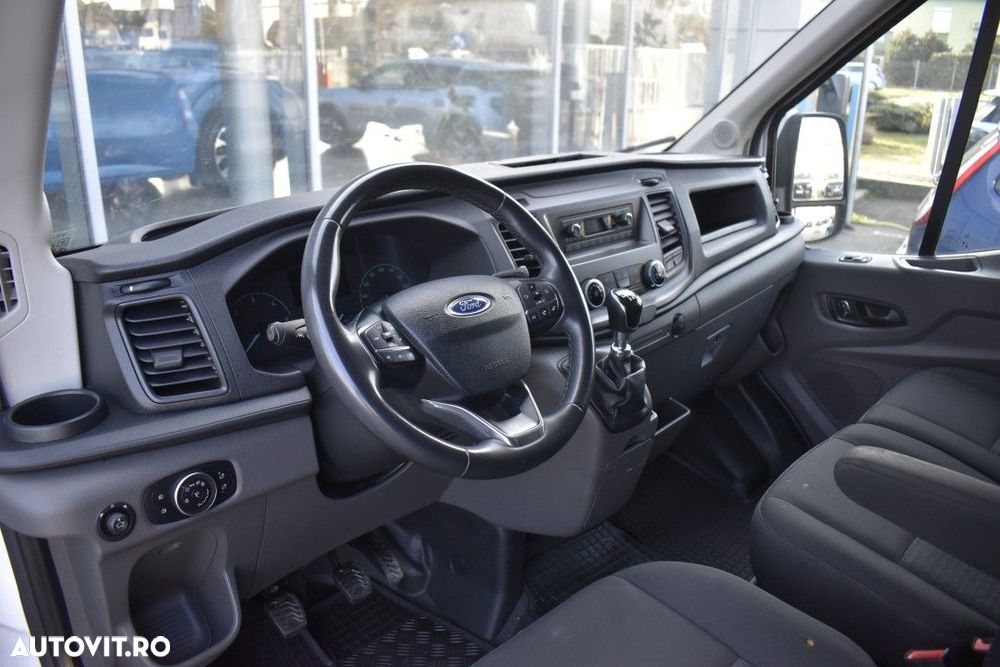Ford Transit - 33