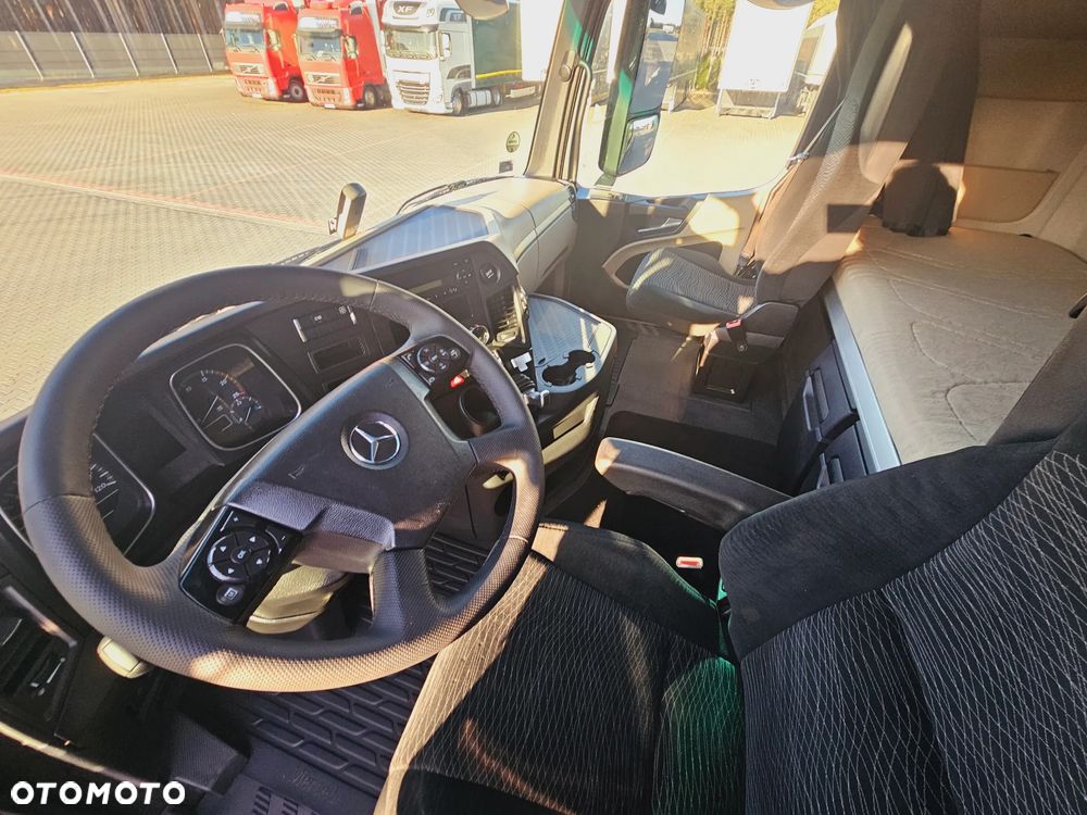 Mercedes-Benz ACTROS 1843  / STREAM SPACE / EURO 6 / 2015 ROK - 23