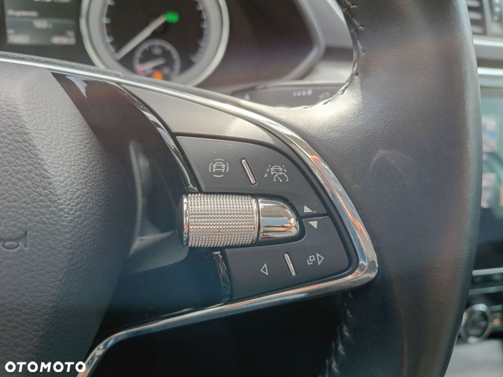 Skoda Superb 2.0 TSI Style DSG - 23
