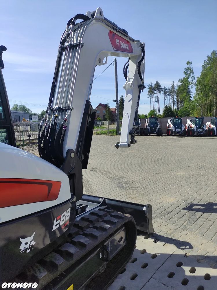 Bobcat E88 - 8