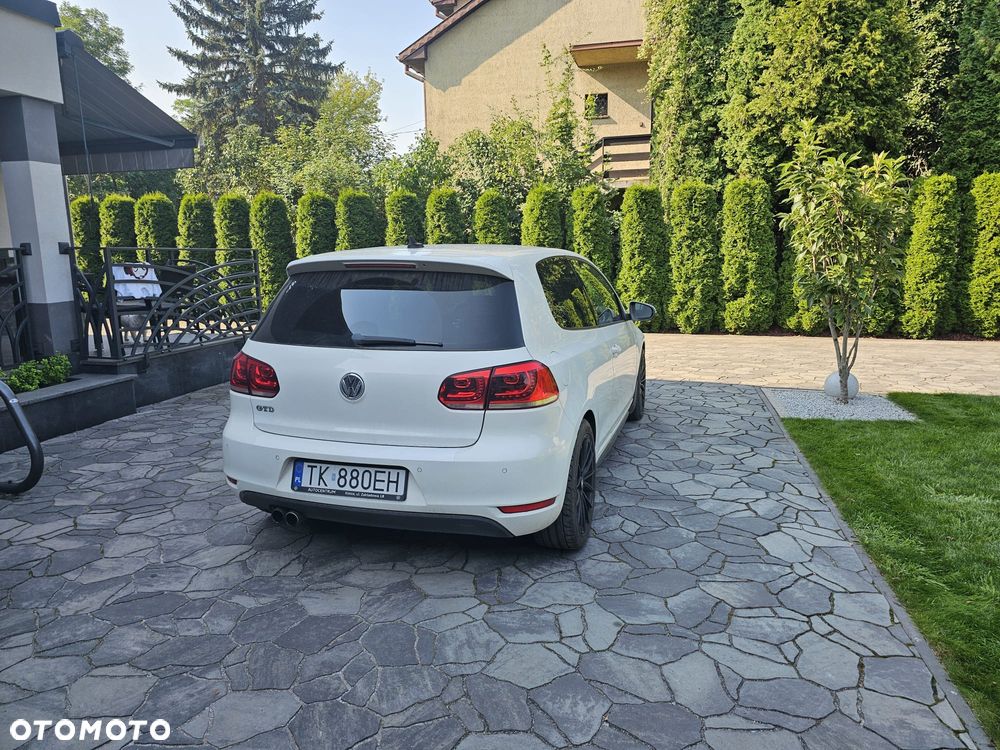 Volkswagen Golf 2.0 TDI GTD DSG - 5