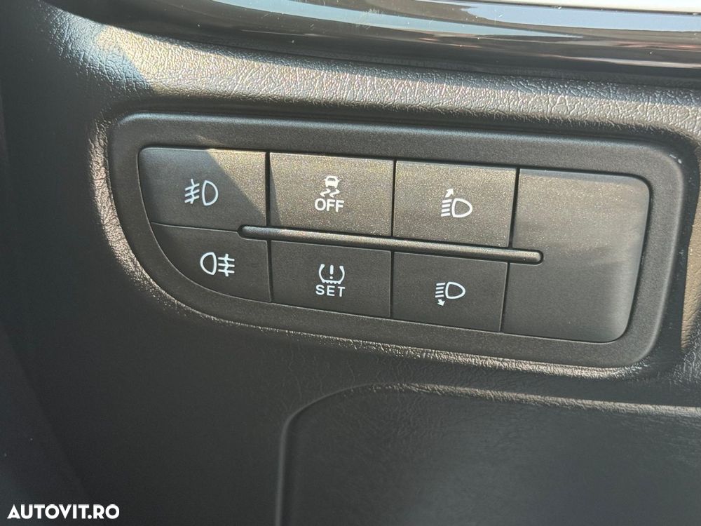 Fiat Tipo - 18