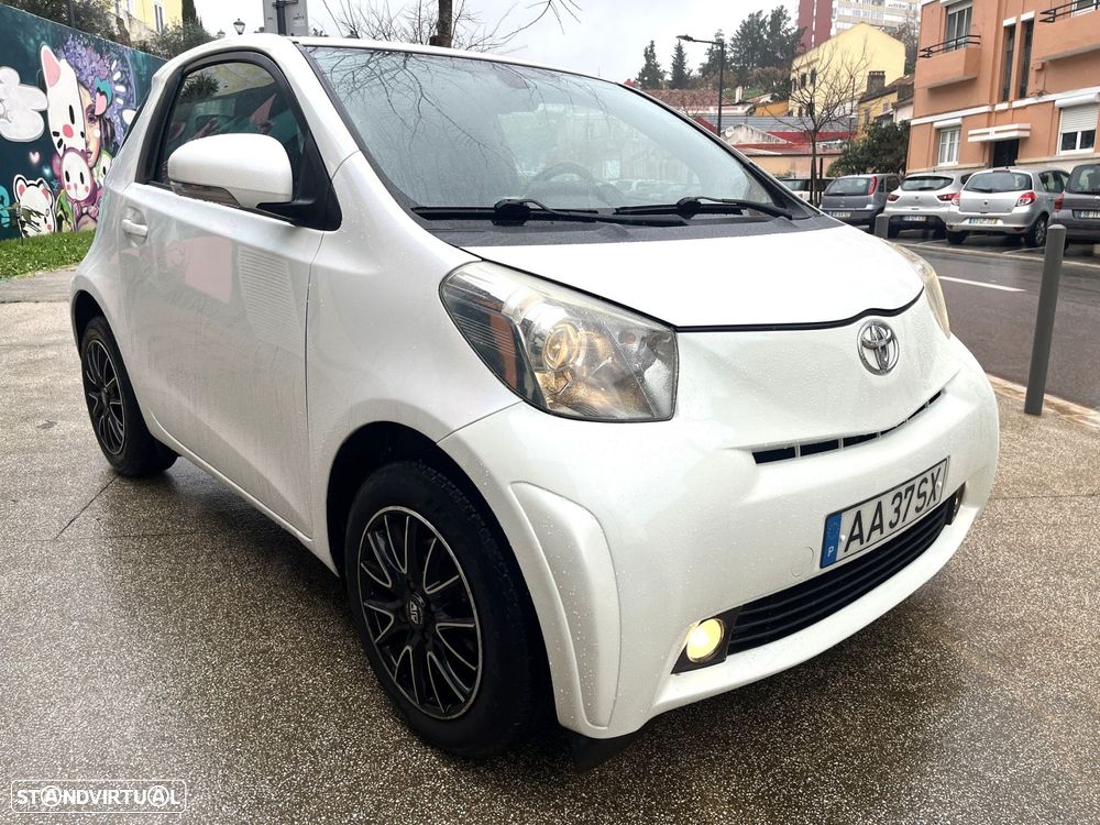 Toyota iQ 1.0 VVT-i 2 EP - 8