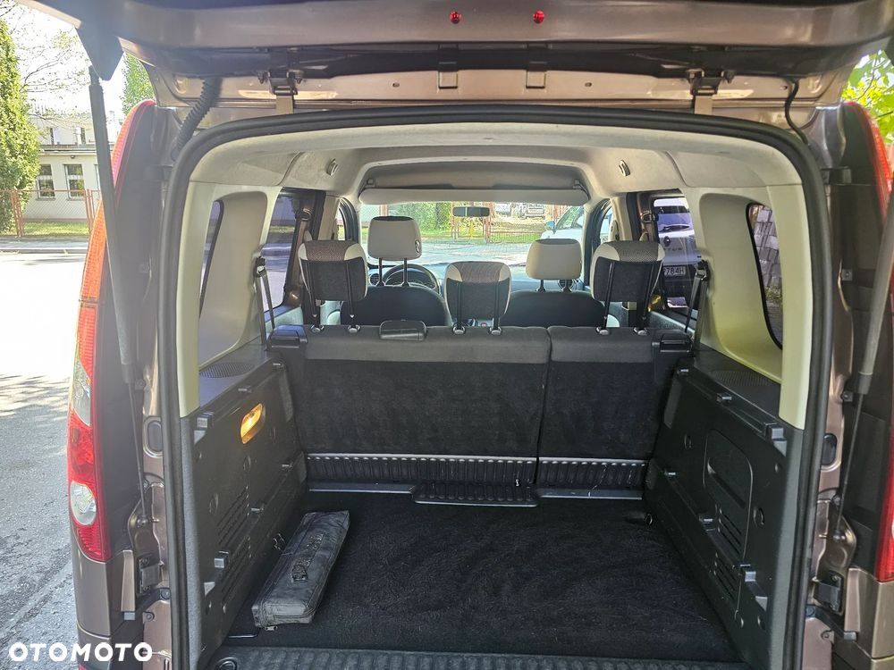 Renault Kangoo 1.6 16V 105 Happy Family - 11