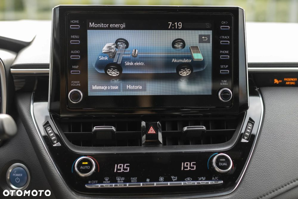Toyota Corolla 1.8 Hybrid GR Sport - 25