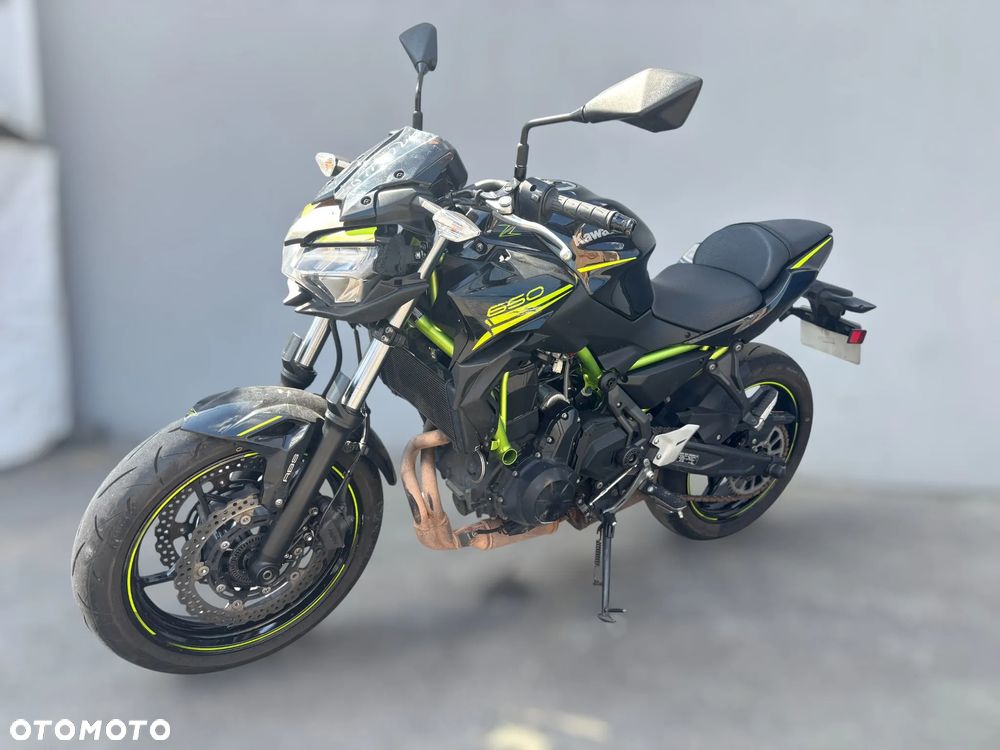 Kawasaki Z 650 - 6