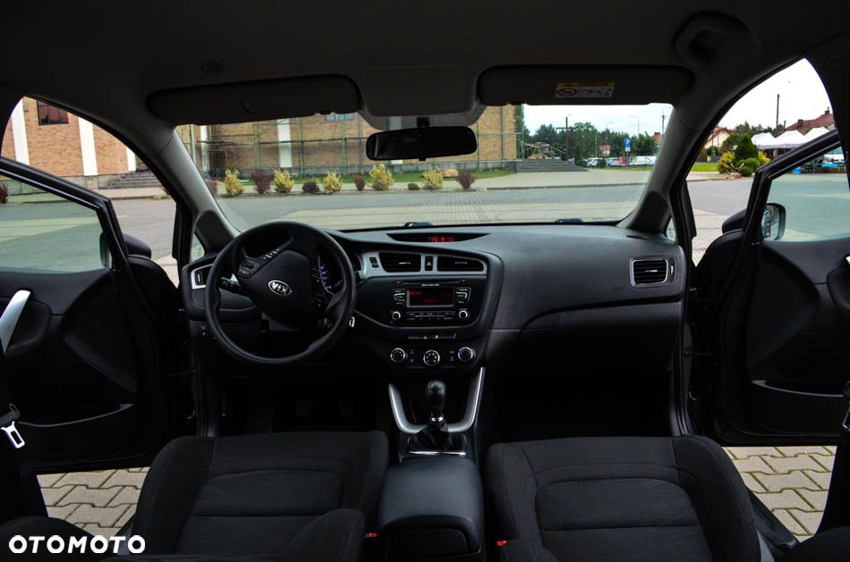 Kia Ceed 1.4 CVVT - 35