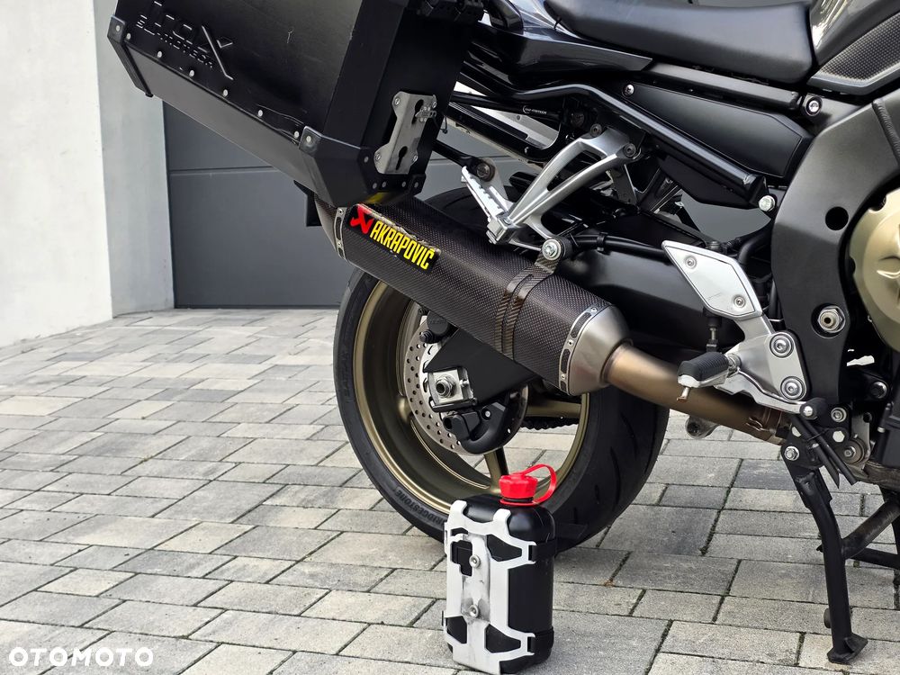Yamaha FZ - 10