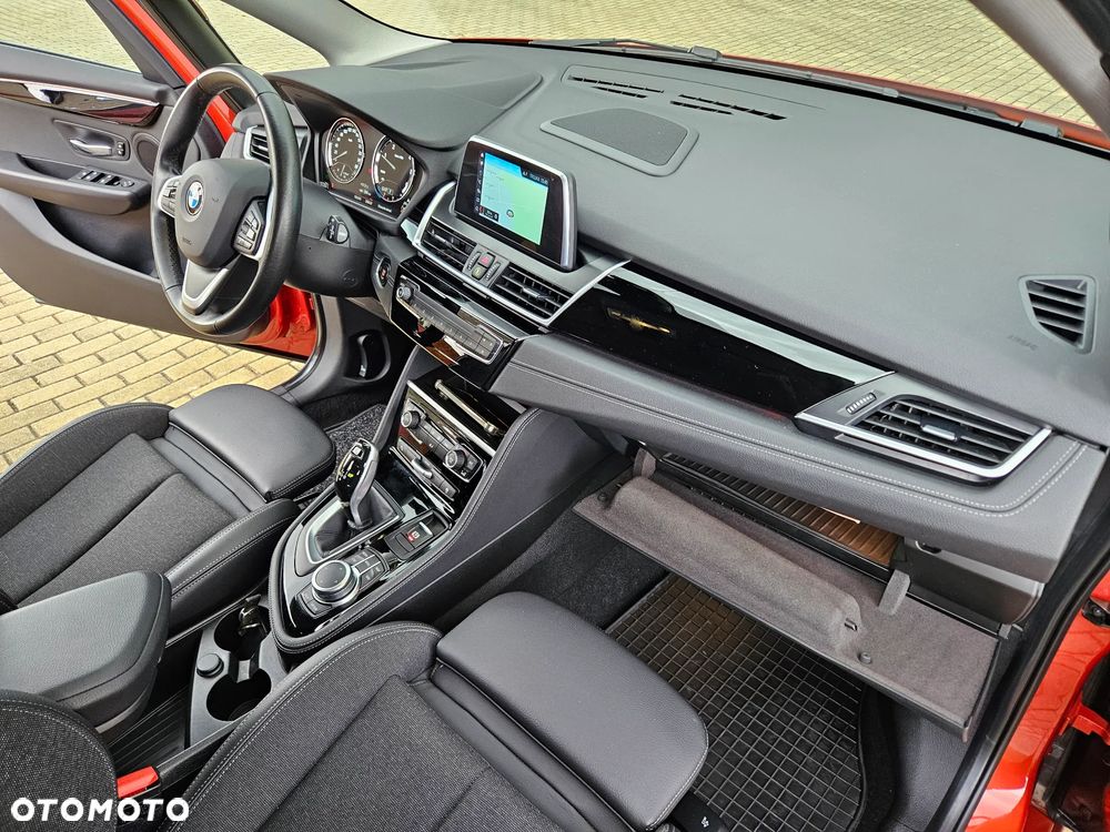 BMW Seria 2 218d Luxury Line - 33