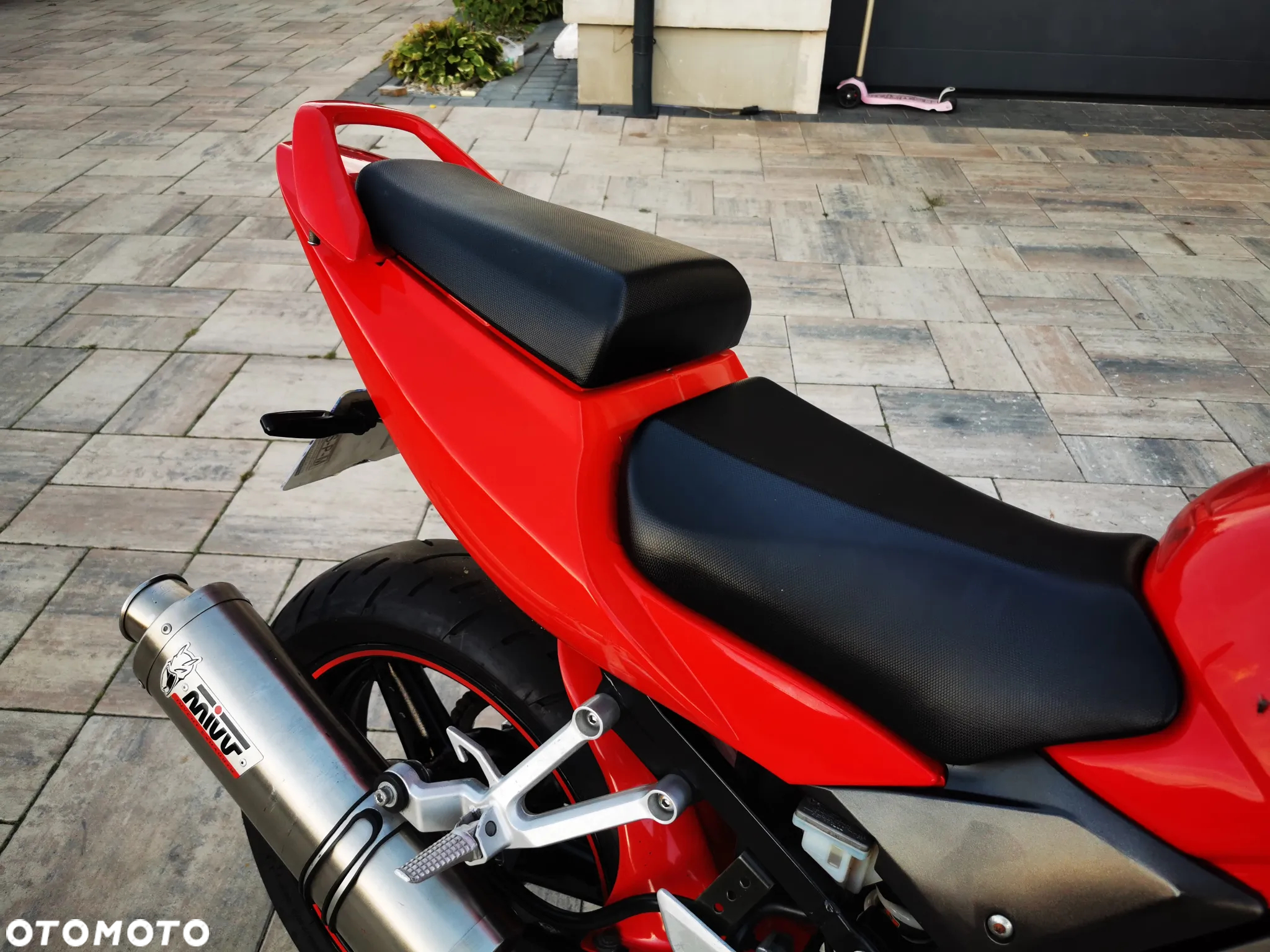 Suzuki SV - 19