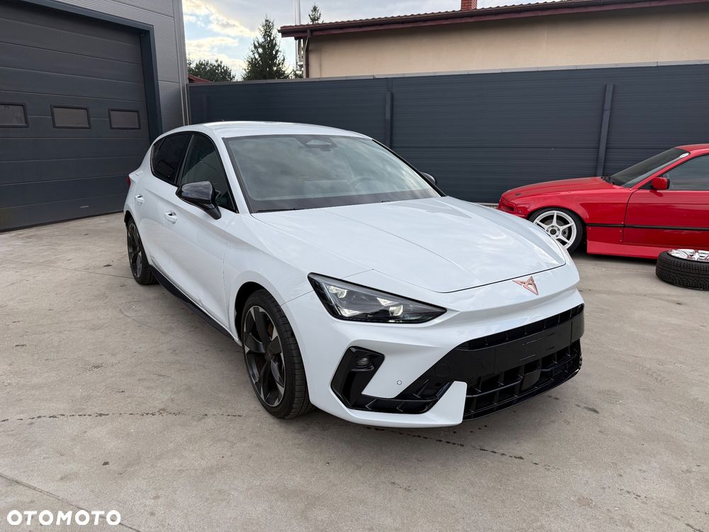 Cupra Leon 1.5 eTSI mHEV DSG - 3