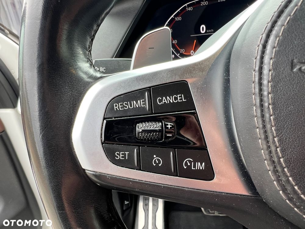 BMW X5 xDrive30d - 16