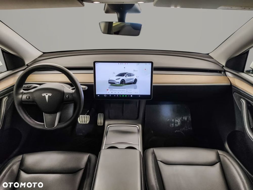 Tesla Model Y Performance Dual Motor AWD - 23