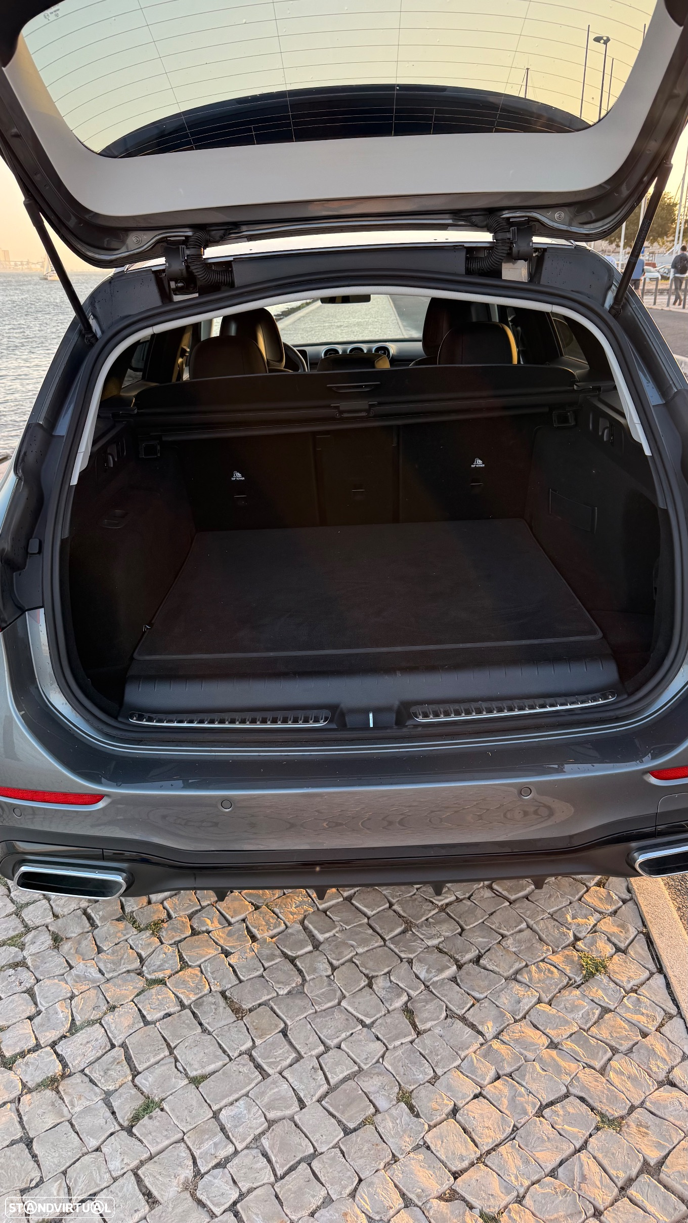 Mercedes-Benz C 300 e AMG Line - 7