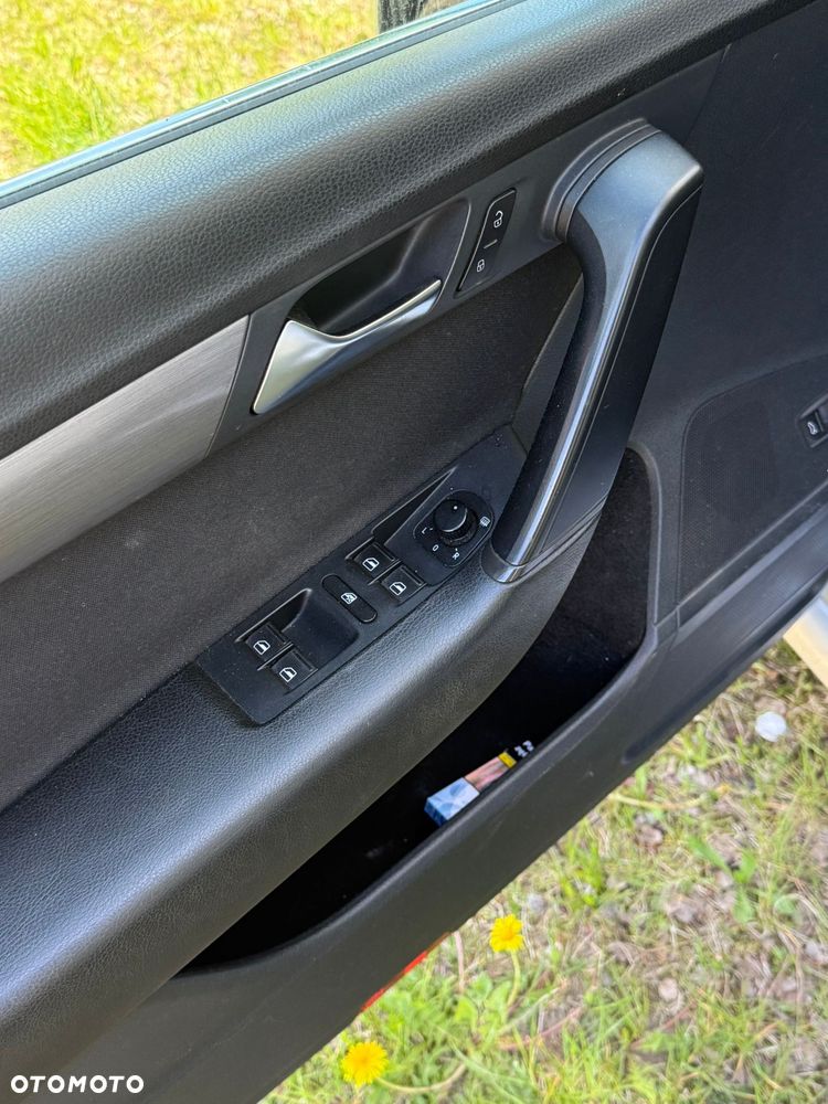 Volkswagen Passat 1.8 TSI Highline DSG - 9
