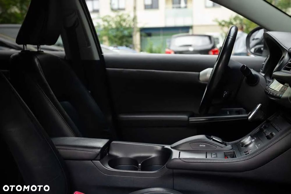 Lexus CT 200h Impression Line - 21