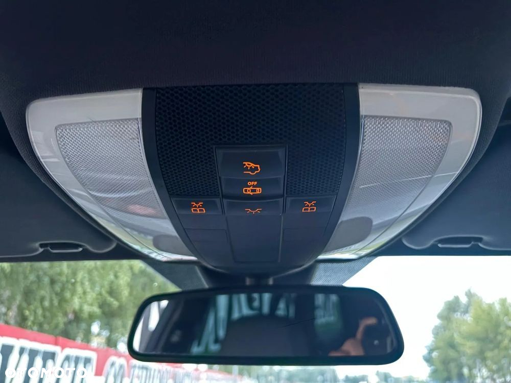 Mercedes-Benz Klasa C 180 T Kompressor Automatik Avantgarde - 28