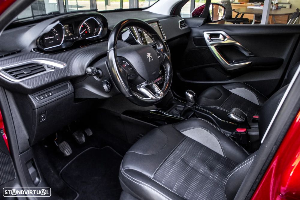 Peugeot 2008 PureTech 110 Stop&Start Allure - 22