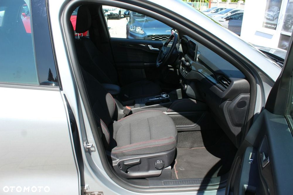 Ford Kuga 2.5 Duratec FHEV ST-LINE - 9