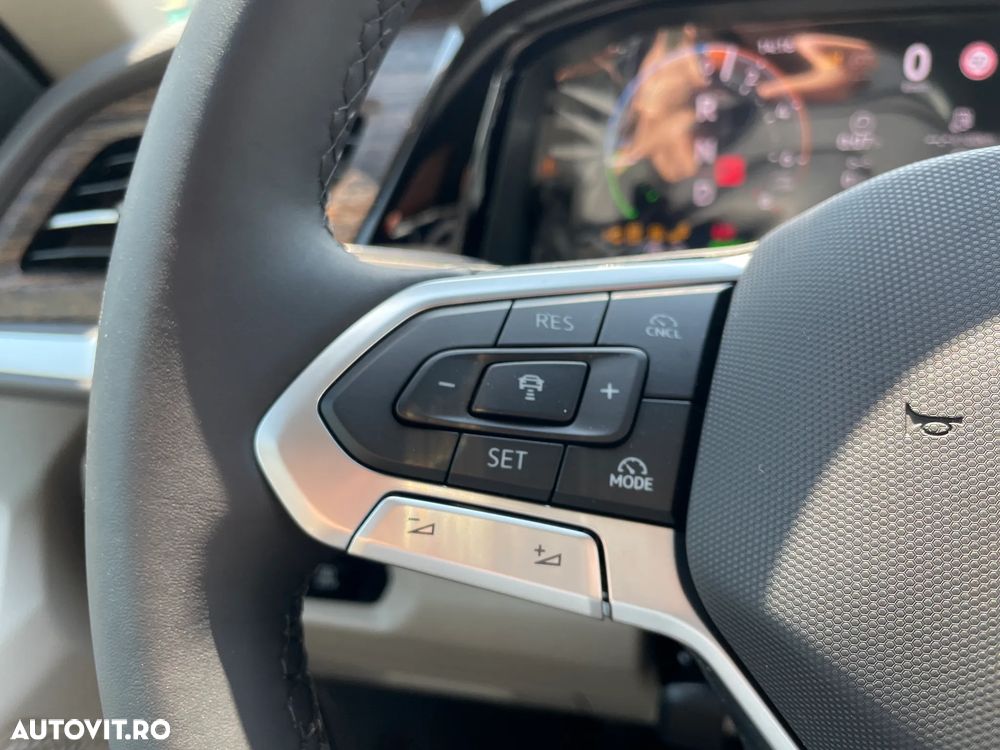 Volkswagen Multivan L 1.5 eHybrid 4M DSG 180KW Style - 13
