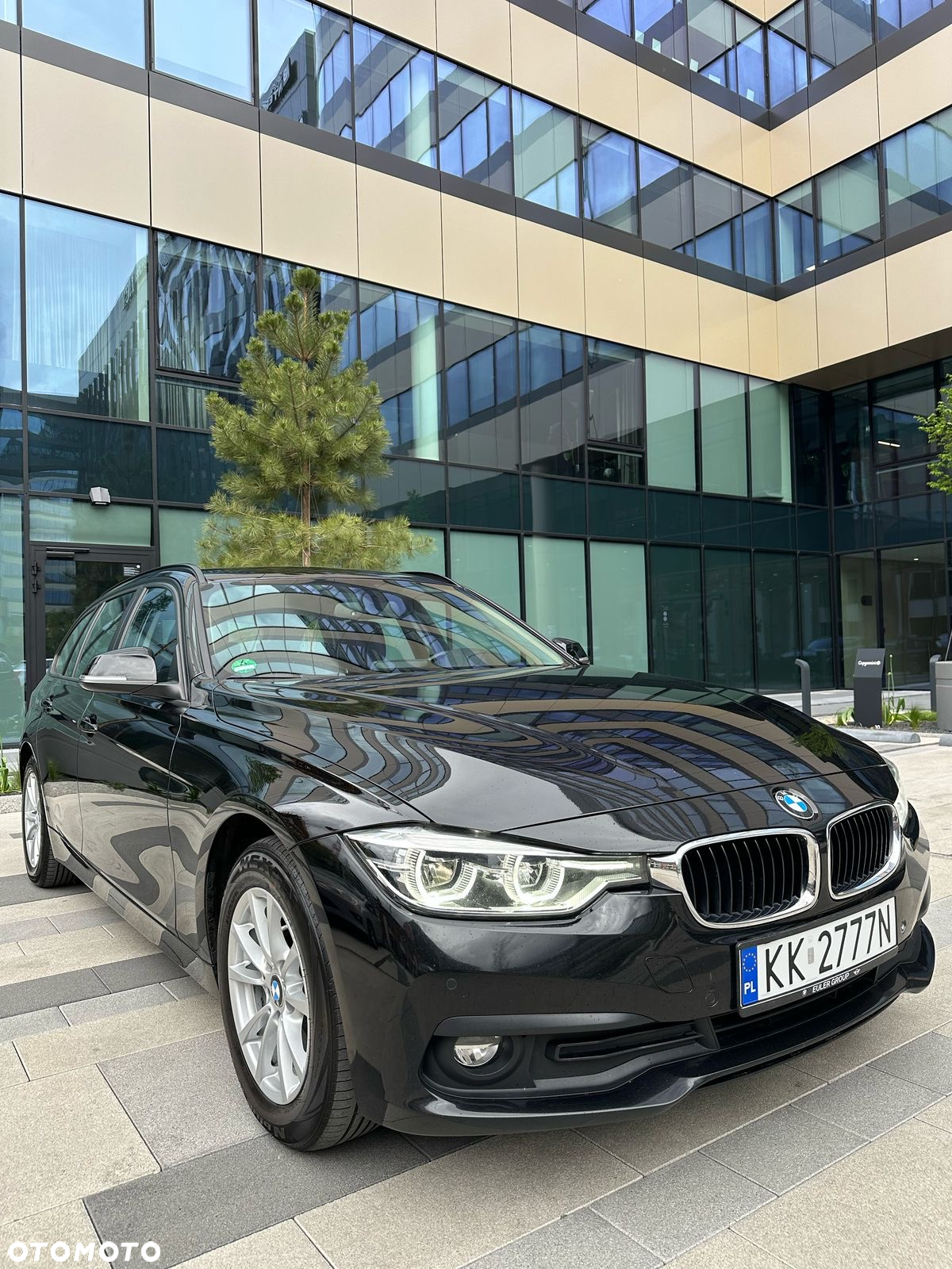 BMW Seria 3 318d Touring Advantage - 4