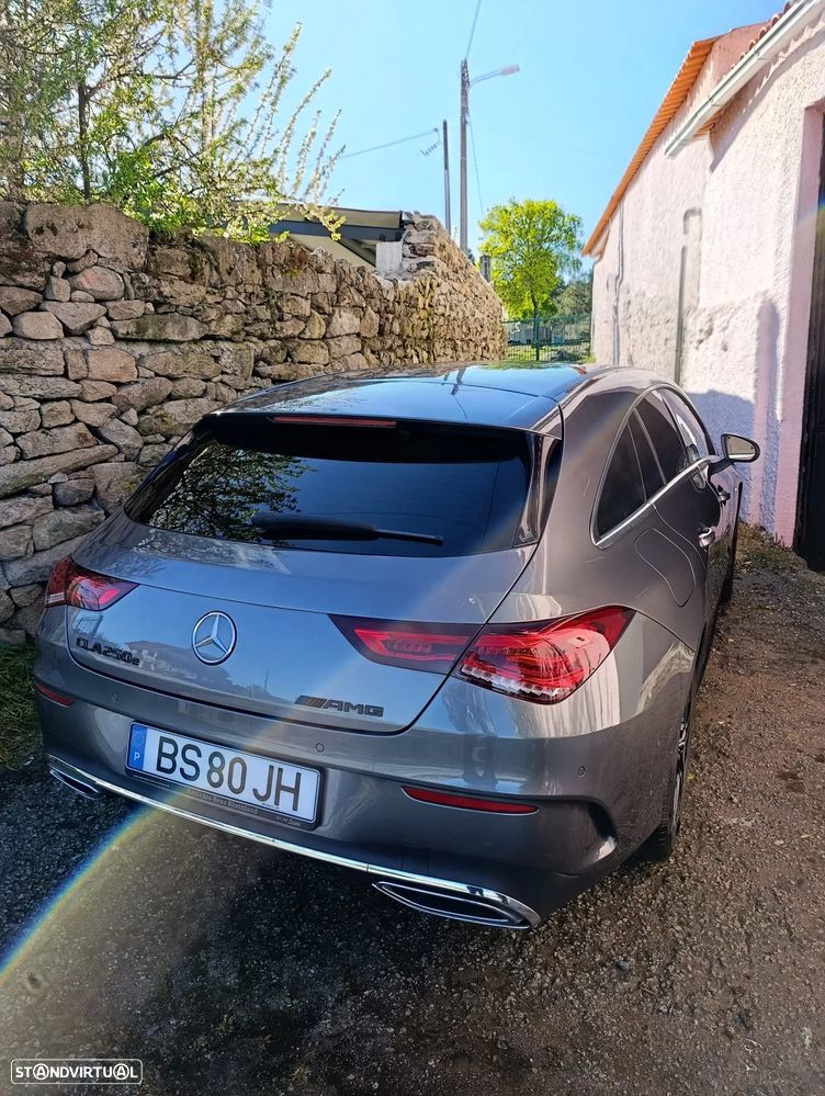 Mercedes-Benz CLA 250 e 8G-DCT AMG Line - 14