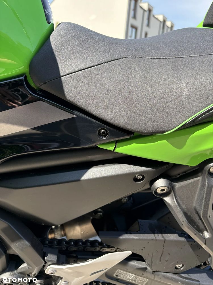 Kawasaki Ninja - 22