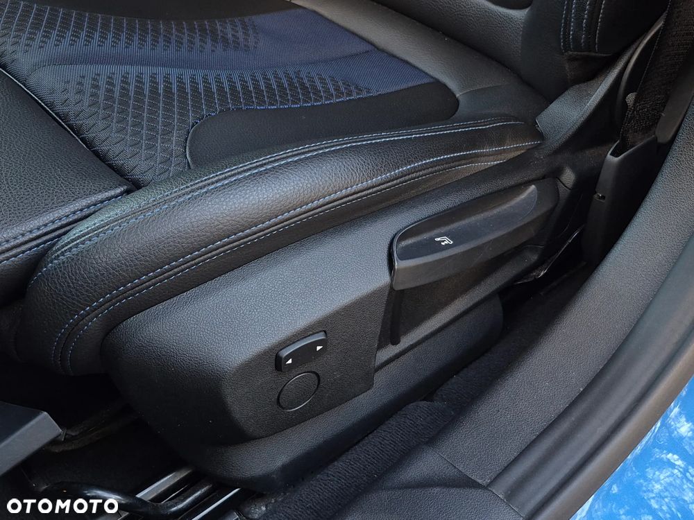 BMW Seria 2 218i M Sport - 25