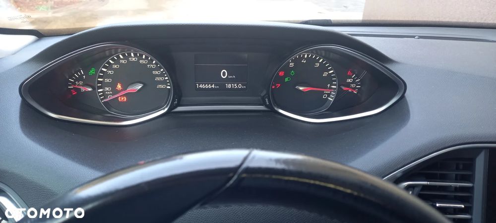 Peugeot 308 THP 155 Allure - 2