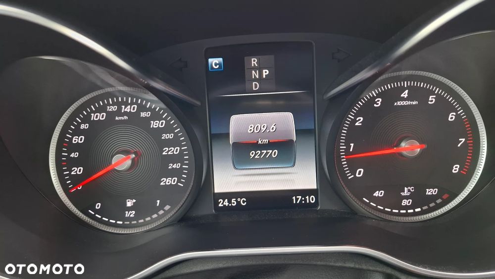 Mercedes-Benz Klasa C 300 9G-TRONIC - 21