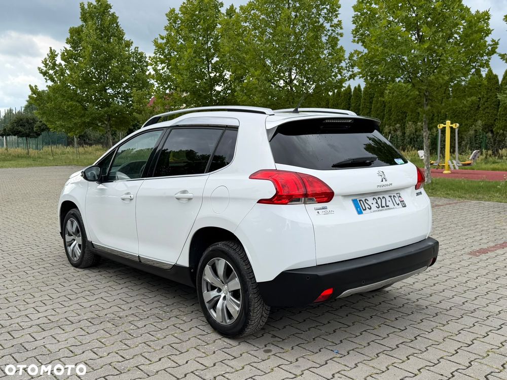 Peugeot 2008 - 4