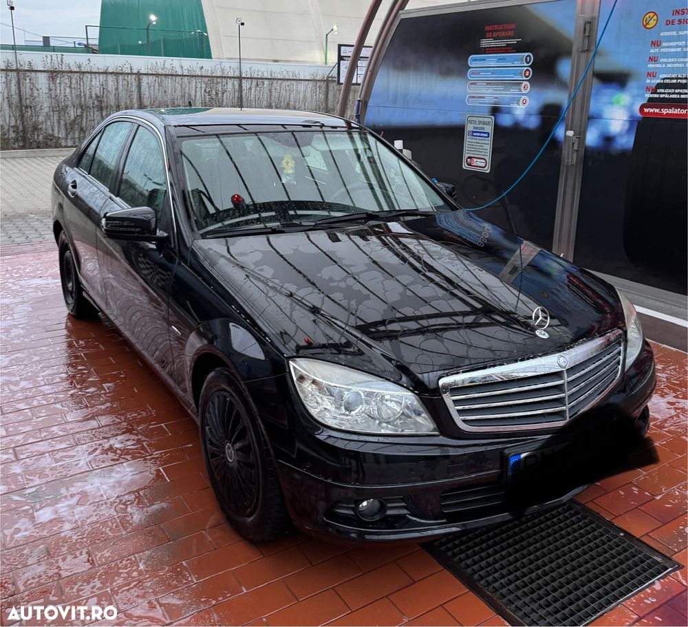 Mercedes-Benz C 180 CGI Automatik BlueEFFICIENCY - 3